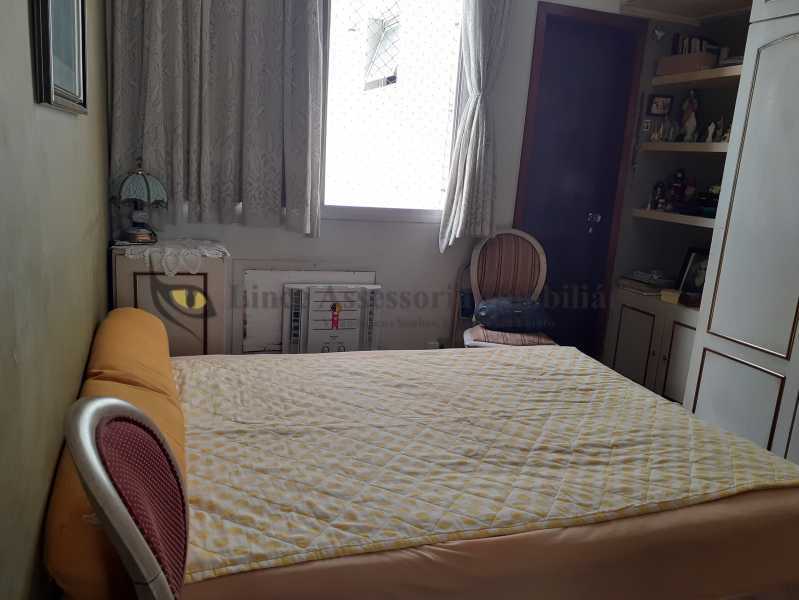 Apartamento à venda com 3 quartos, 113m² - Foto 19