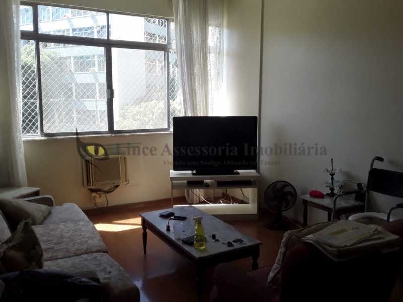 Apartamento à venda com 3 quartos, 87m² - Foto 1