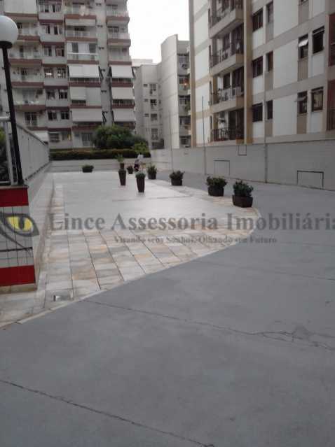 Apartamento à venda com 2 quartos, 91m² - Foto 29