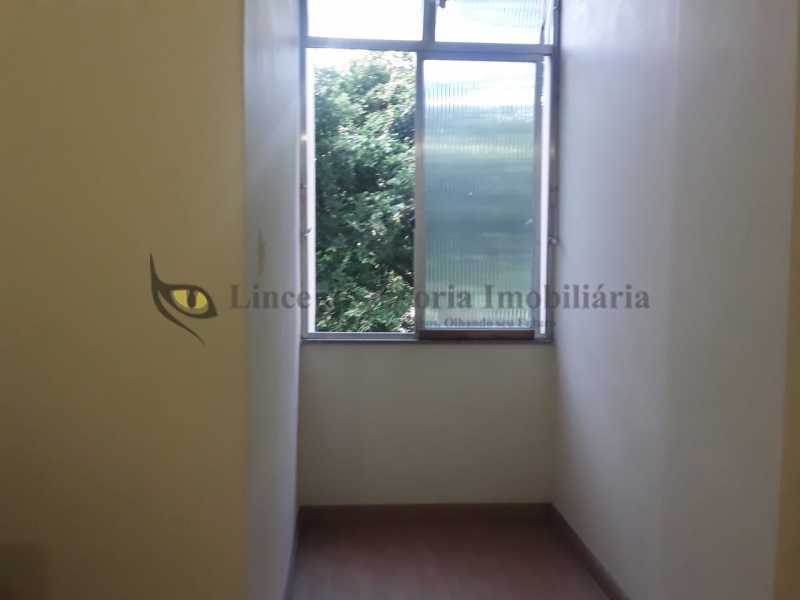 Apartamento à venda com 2 quartos, 72m² - Foto 1