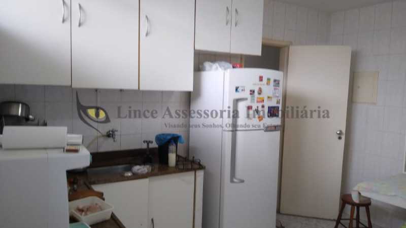 Apartamento à venda com 3 quartos, 115m² - Foto 12