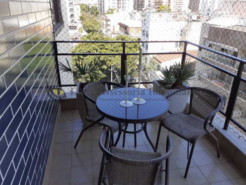 Apartamento à venda com 2 quartos, 86m² - Foto 1