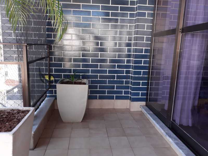 Apartamento à venda com 2 quartos, 86m² - Foto 4