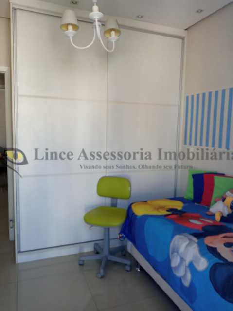 Apartamento à venda com 2 quartos, 86m² - Foto 11