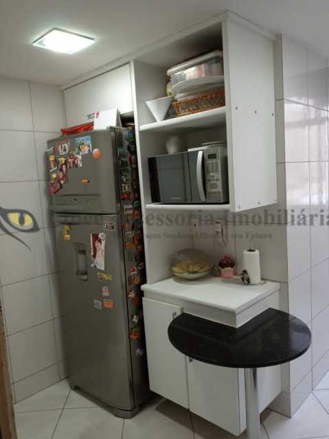 Apartamento à venda com 2 quartos, 86m² - Foto 21