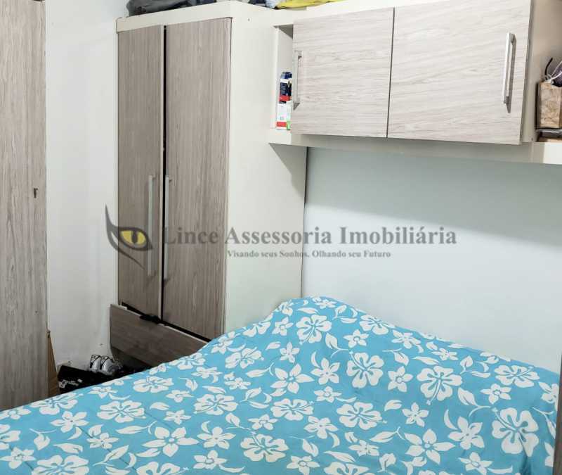 Apartamento à venda com 2 quartos, 64m² - Foto 7