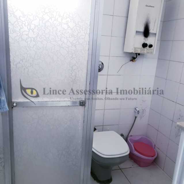 Apartamento à venda com 2 quartos, 64m² - Foto 9