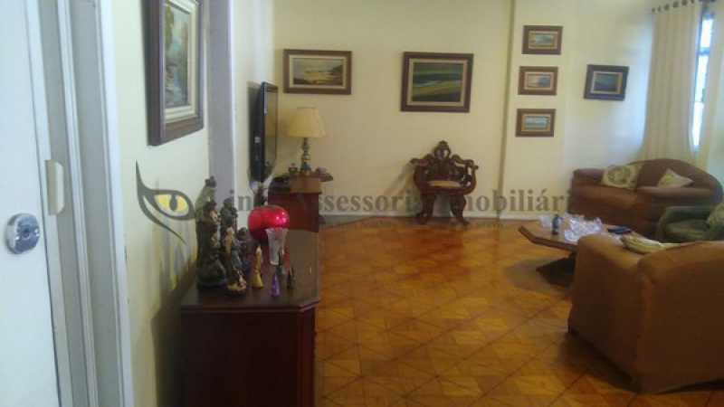 Apartamento à venda com 5 quartos, 192m² - Foto 2