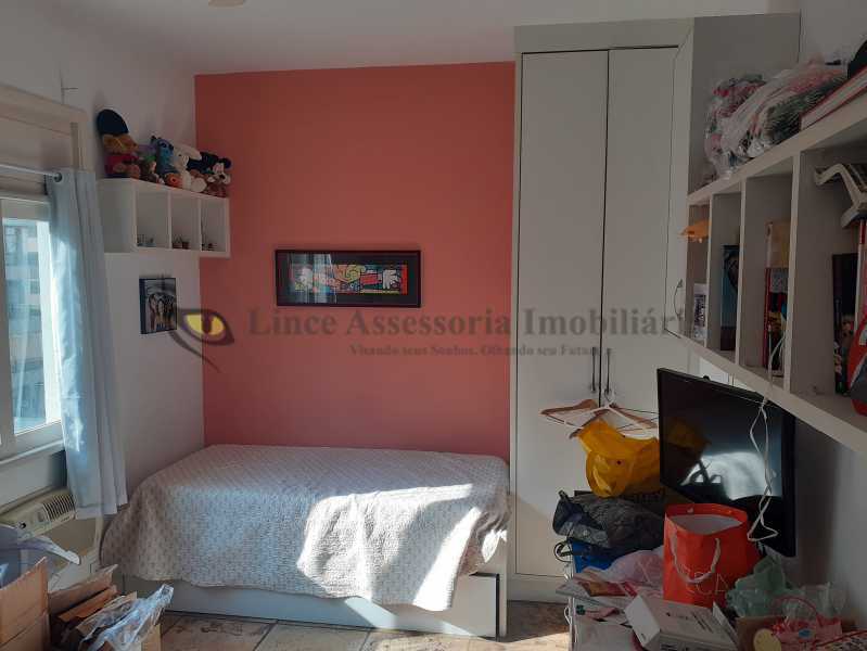 Apartamento à venda com 3 quartos, 100m² - Foto 8