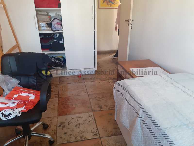 Apartamento à venda com 3 quartos, 100m² - Foto 9