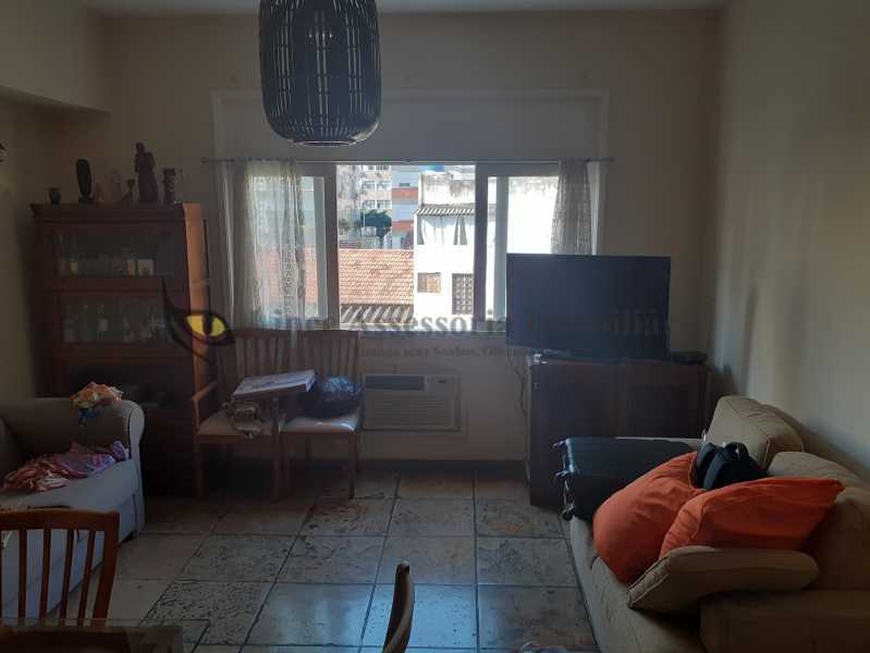 Apartamento à venda com 3 quartos, 100m² - Foto 4