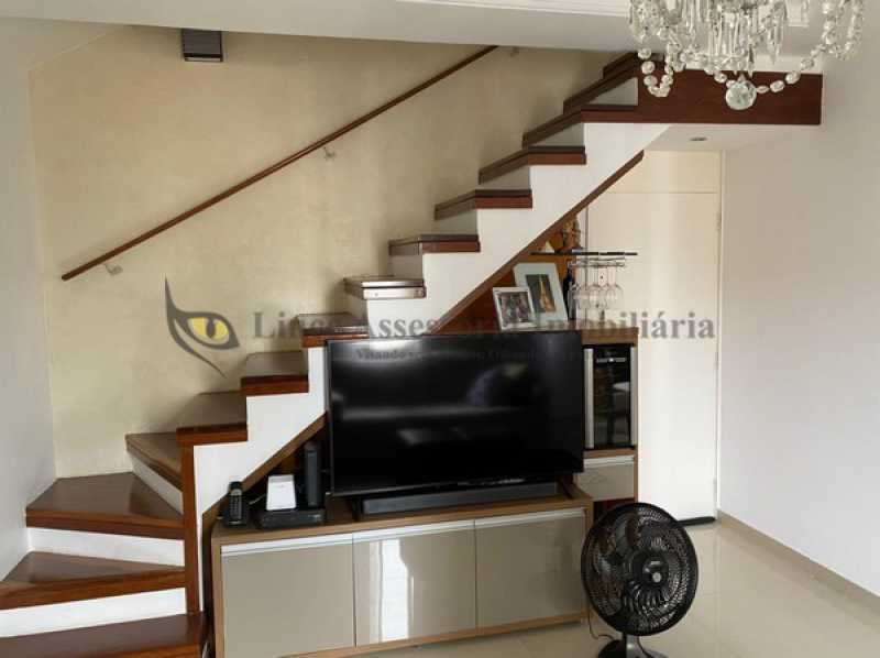 Apartamento à venda com 3 quartos, 110m² - Foto 2