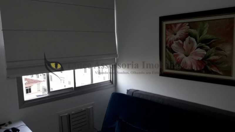 Apartamento à venda com 3 quartos, 110m² - Foto 4