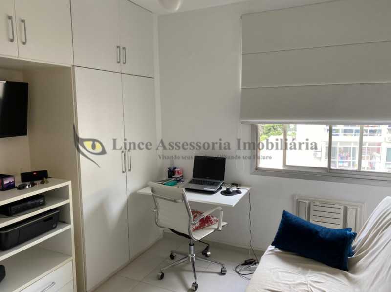 Apartamento à venda com 3 quartos, 110m² - Foto 20