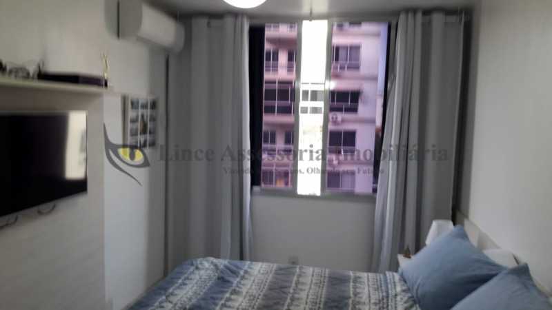 Apartamento à venda com 3 quartos, 110m² - Foto 17