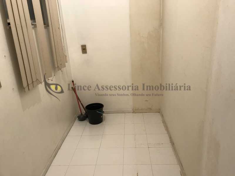 Apartamento à venda com 2 quartos, 70m² - Foto 19