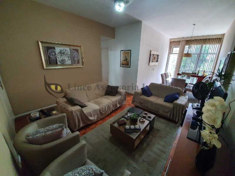 Apartamento à venda com 3 quartos, 123m² - Foto 3