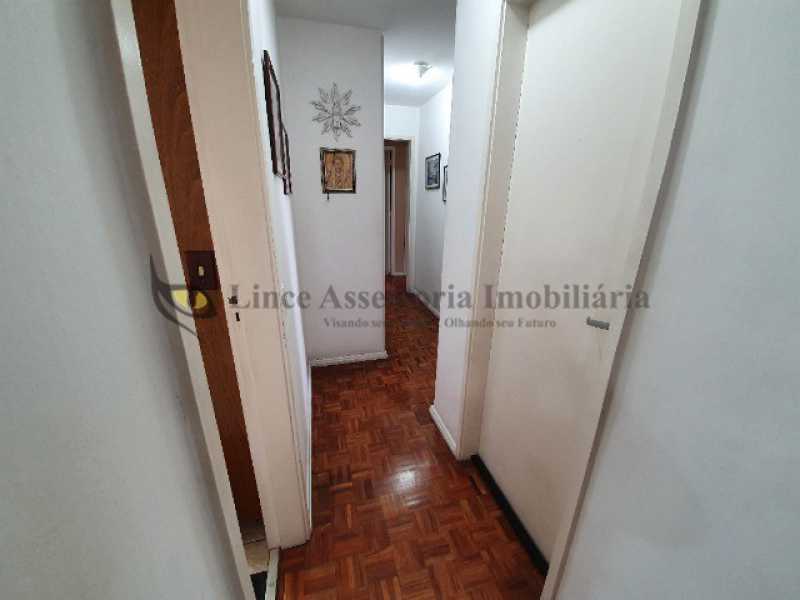 Apartamento à venda com 3 quartos, 123m² - Foto 10