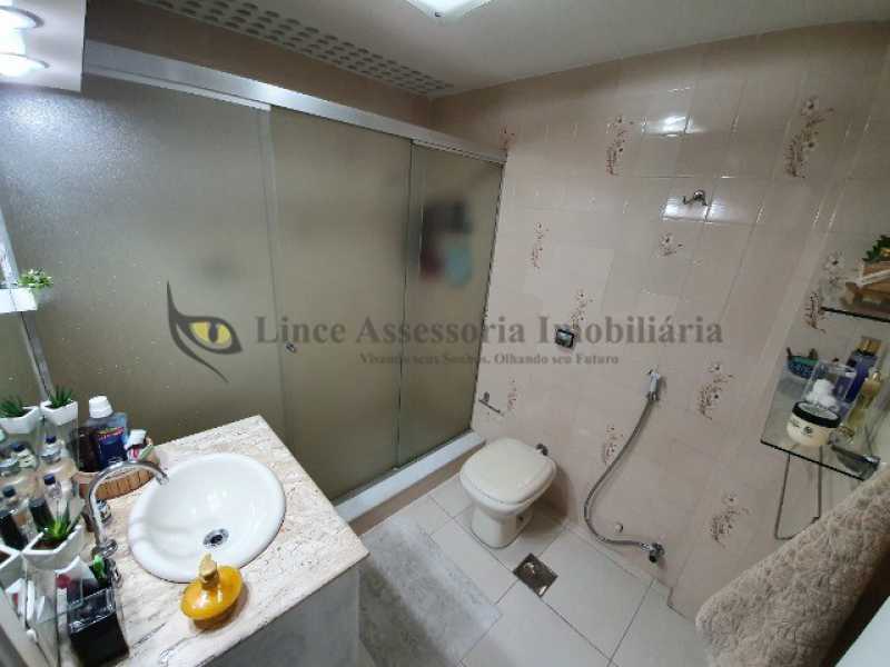 Apartamento à venda com 3 quartos, 123m² - Foto 12