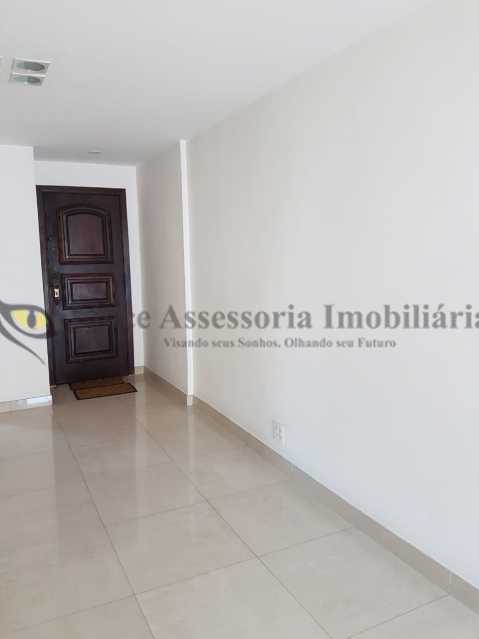 Apartamento à venda com 2 quartos, 88m² - Foto 2