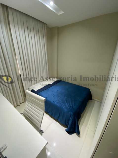 Apartamento à venda com 3 quartos, 70m² - Foto 14