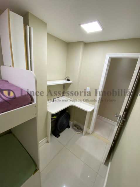 Apartamento à venda com 3 quartos, 70m² - Foto 18