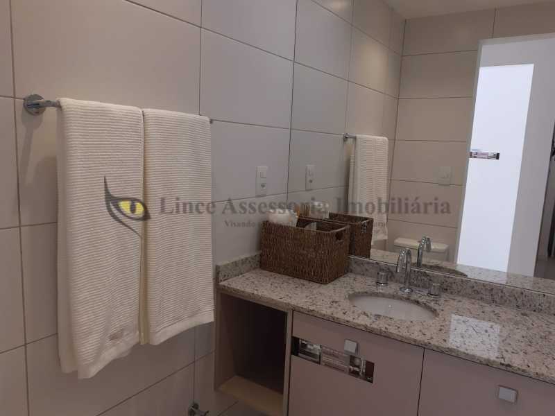 Apartamento à venda com 3 quartos, 75m² - Foto 14