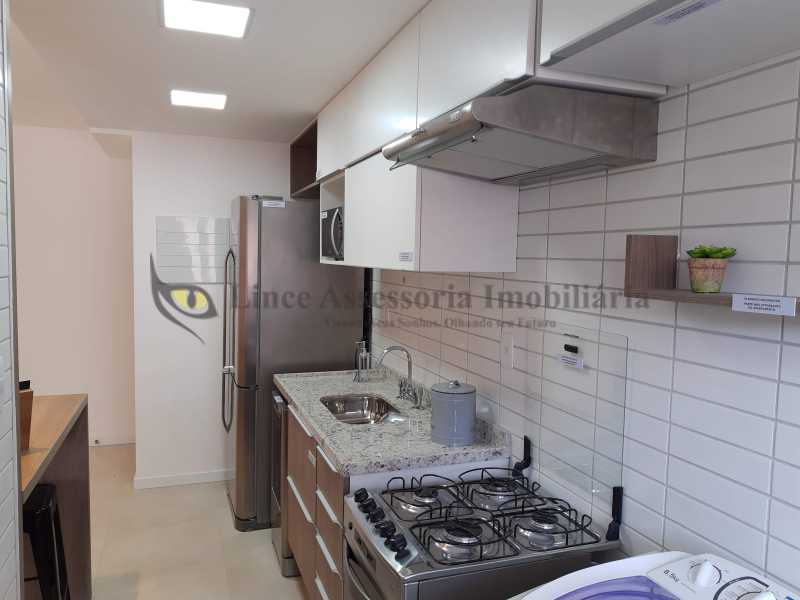 Apartamento à venda com 3 quartos, 75m² - Foto 16