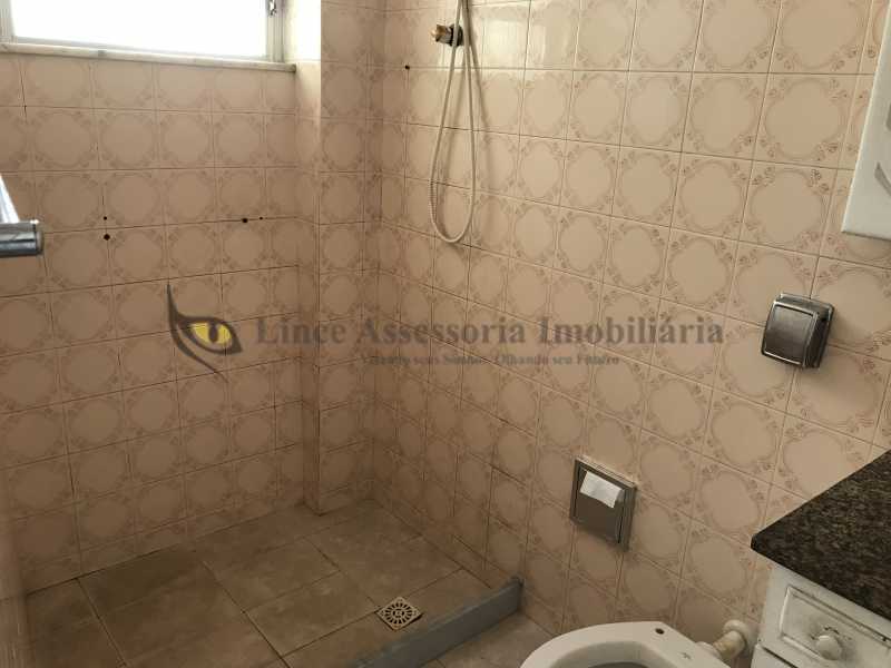 Apartamento à venda com 2 quartos, 72m² - Foto 11