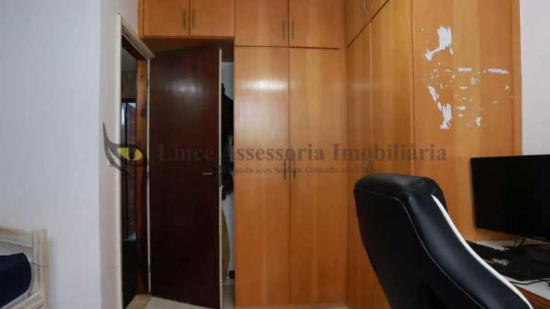 Casa de Vila à venda com 3 quartos, 180m² - Foto 14