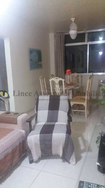 Apartamento à venda com 2 quartos, 61m² - Foto 1