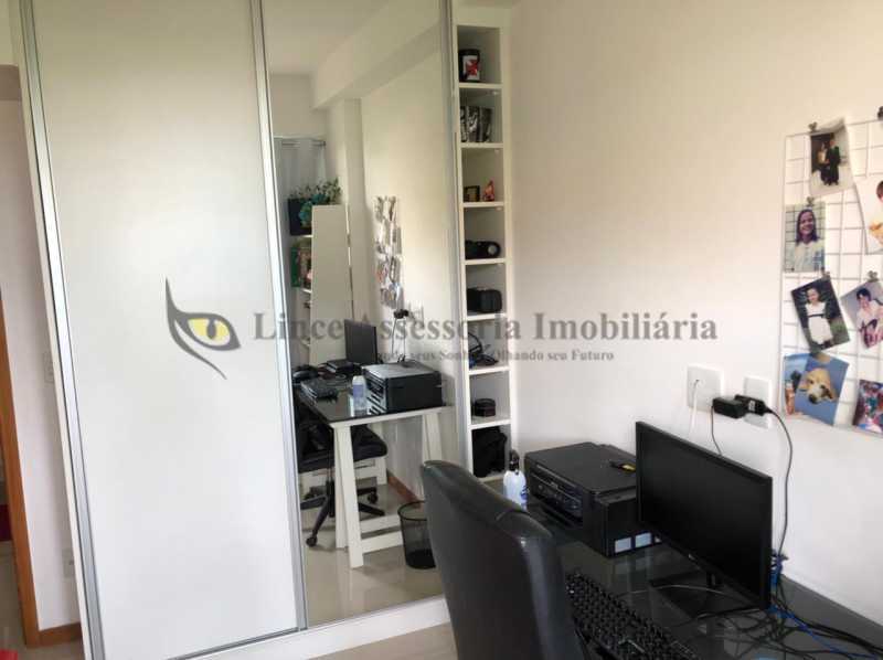 Apartamento à venda com 2 quartos, 73m² - Foto 17