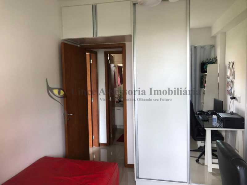 Apartamento à venda com 2 quartos, 73m² - Foto 14