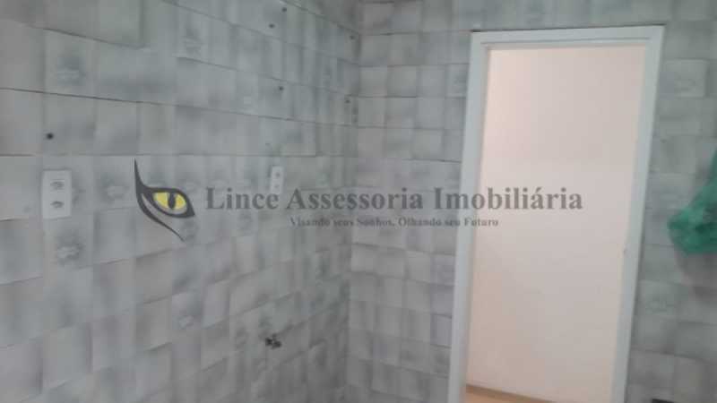 Apartamento à venda com 2 quartos, 63m² - Foto 15