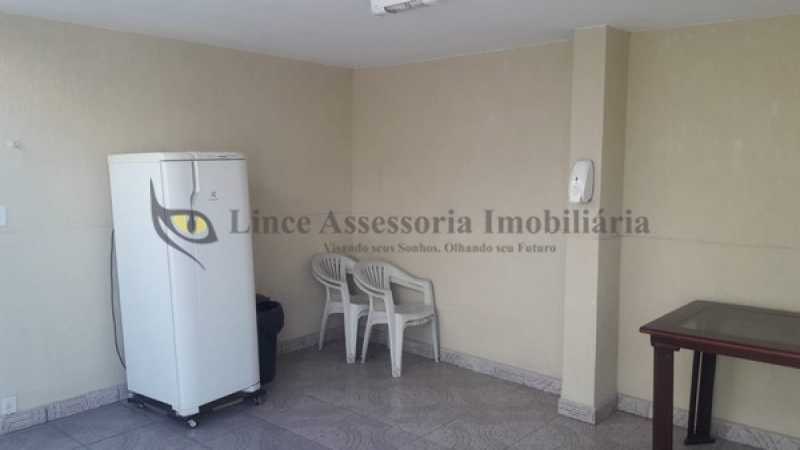 Apartamento à venda com 2 quartos, 63m² - Foto 29