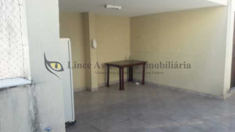 Apartamento à venda com 2 quartos, 63m² - Foto 30