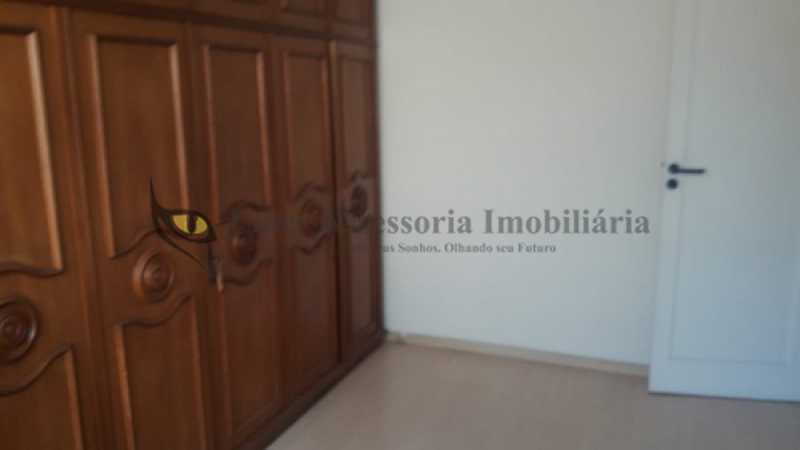 Apartamento à venda com 2 quartos, 63m² - Foto 13