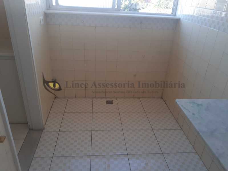 Apartamento à venda com 2 quartos, 82m² - Foto 19