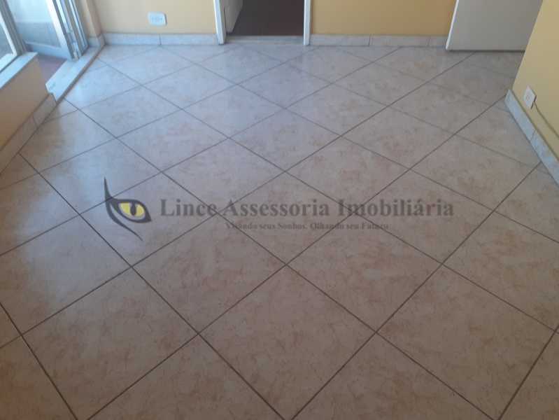 Apartamento à venda com 2 quartos, 82m² - Foto 9