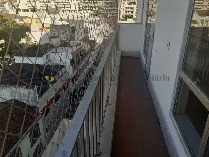 Apartamento à venda com 2 quartos, 82m² - Foto 26