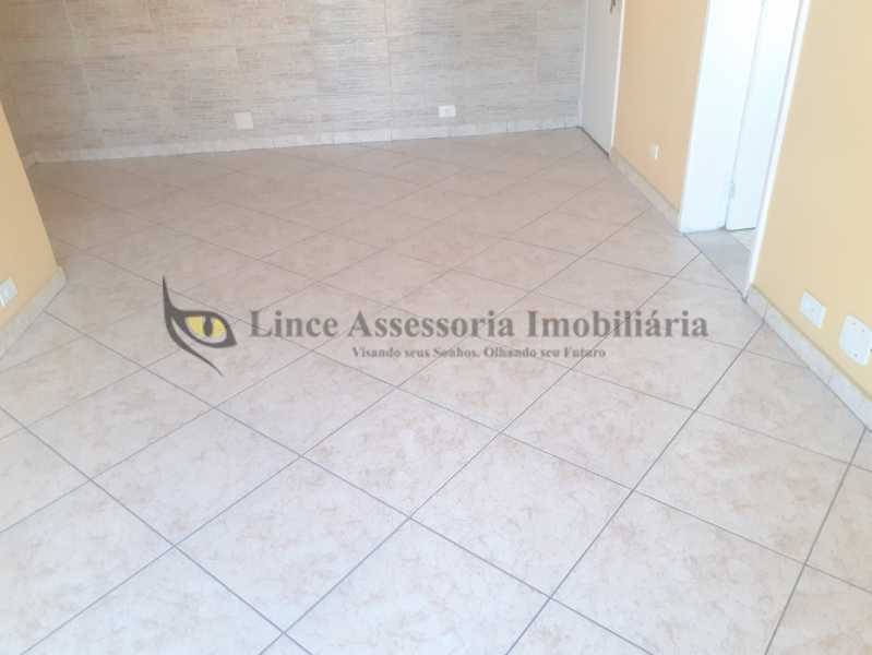 Apartamento à venda com 2 quartos, 82m² - Foto 13