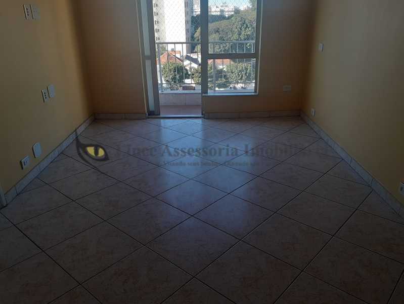 Apartamento à venda com 2 quartos, 82m² - Foto 4