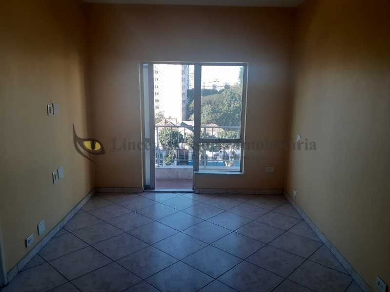 Apartamento à venda com 2 quartos, 82m² - Foto 5