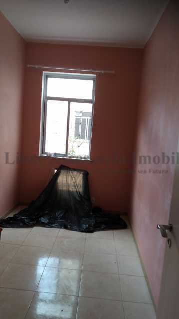 Apartamento à venda com 2 quartos, 60m² - Foto 8