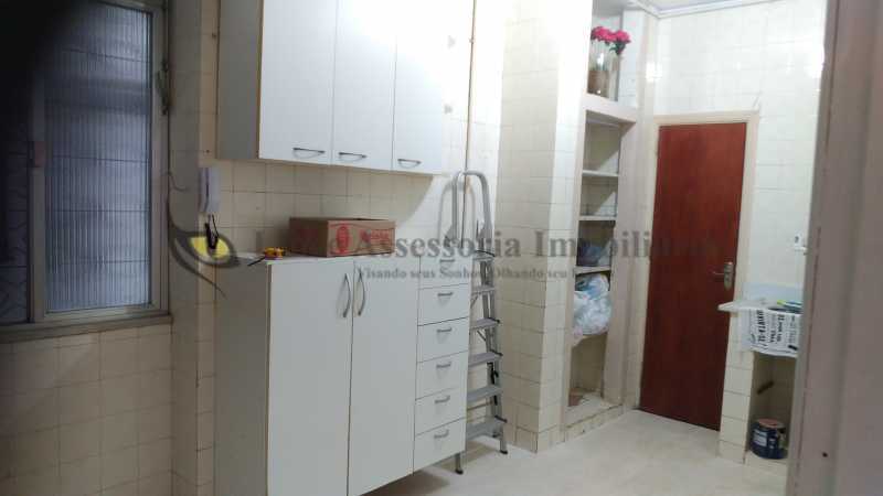 Apartamento à venda com 2 quartos, 60m² - Foto 11