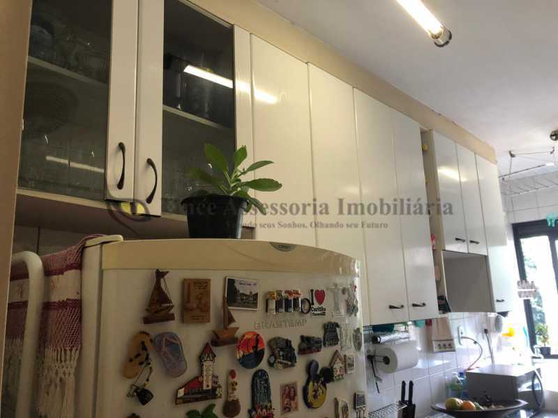 Apartamento à venda com 2 quartos, 63m² - Foto 19