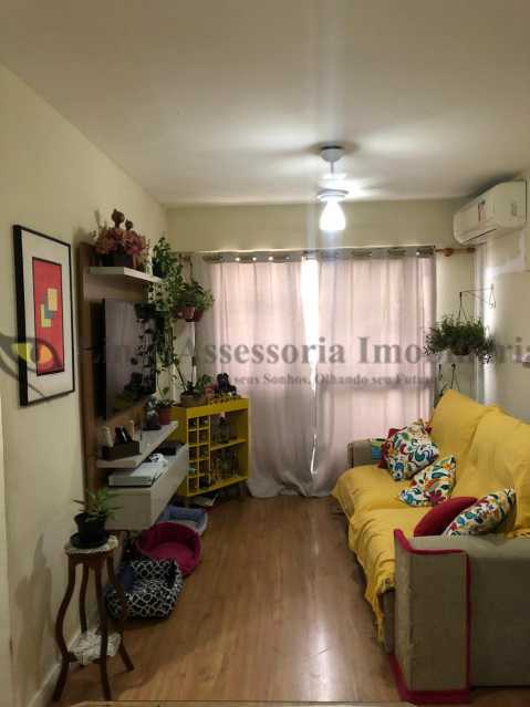 Apartamento à venda com 2 quartos, 63m² - Foto 25