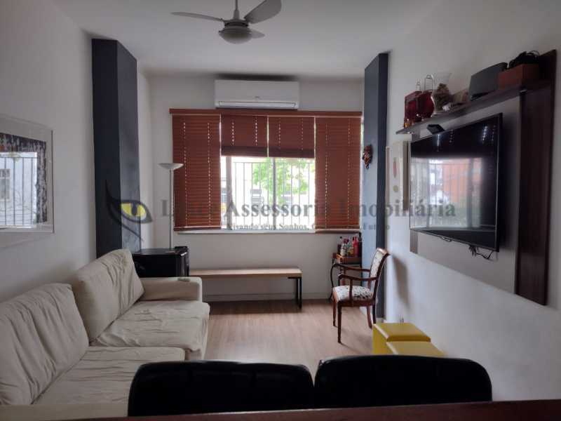 Apartamento à venda com 2 quartos, 84m² - Foto 3