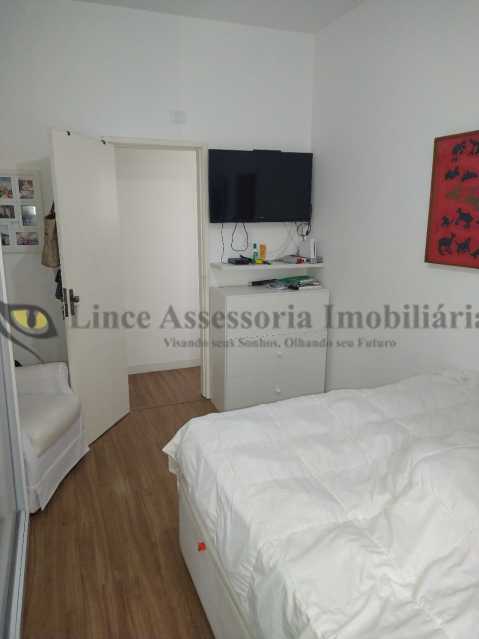 Apartamento à venda com 2 quartos, 84m² - Foto 9