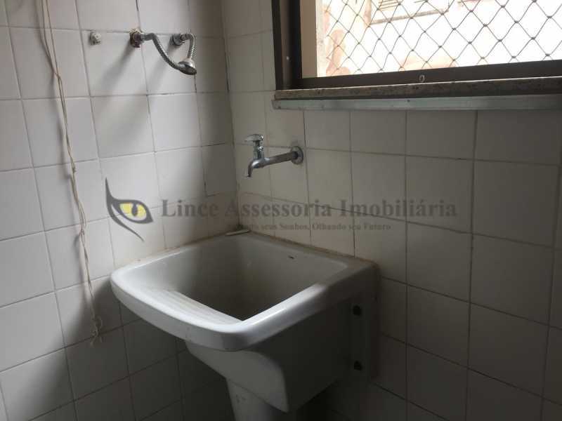 Apartamento à venda com 2 quartos, 80m² - Foto 24